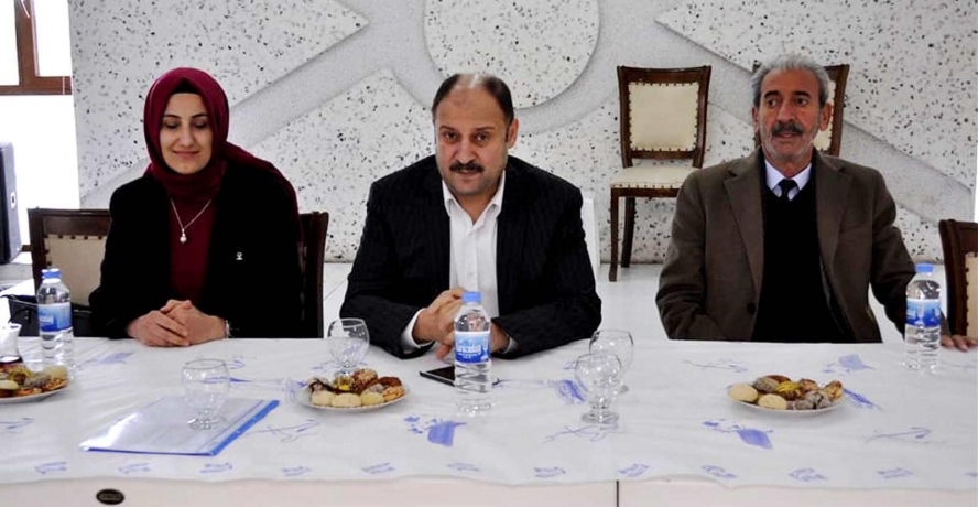 AK Vekil M.Kasım Gülpınar ve AK Başkan adayı Şeyhmus Aydın’a sevgi seli; “Bu coğrafyada yaşayan herkes başımızın tacıdır”